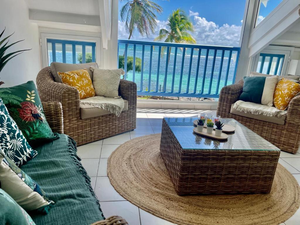 Ti Macloa - Appartement Les Pieds Dans L'Eau Sainte-Anne  Exterior foto
